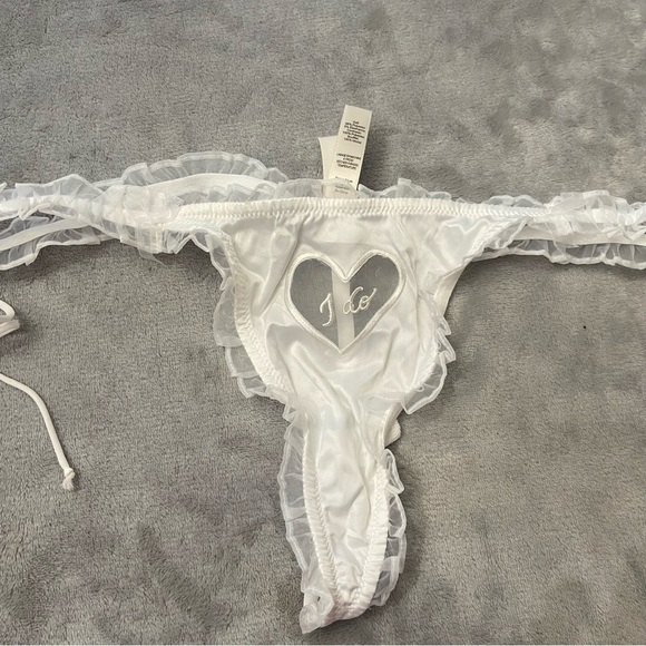 New! For Love And Lemons I DO Ruffle Thong Panty Bridal Wedding 24553 - Picture 3 of 8